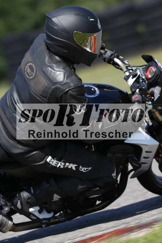 /43 08.08.2025 Discover the Bike ADR/Race 3 rot/410
